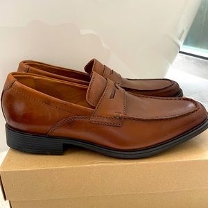 New Men's Clarks Tilden Way Penny Loafer, Tan Full Grain Leather